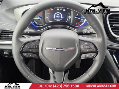 2022 Chrysler Pacifica Hybrid Limited
