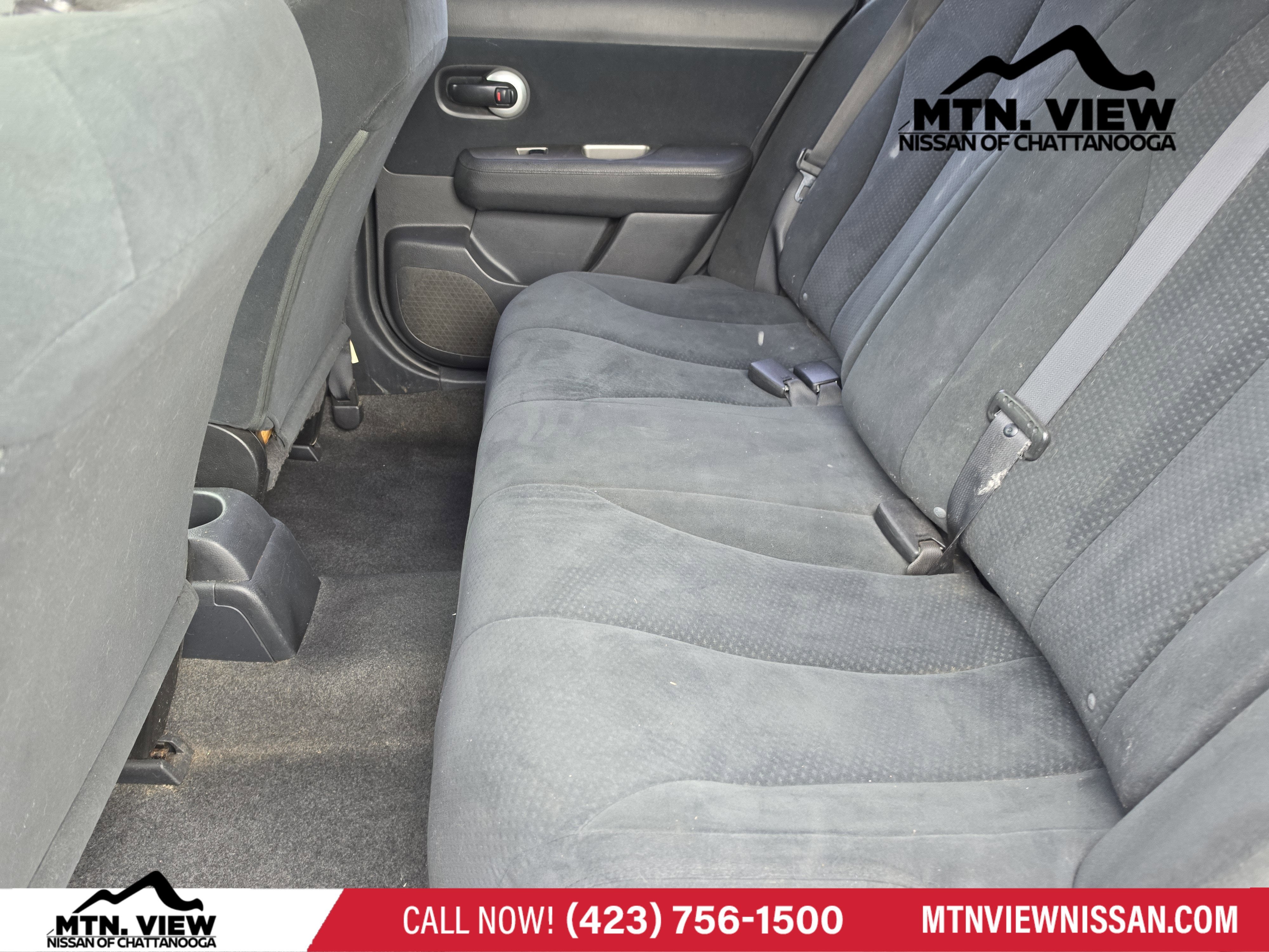 2010 Nissan Versa 1.8 S