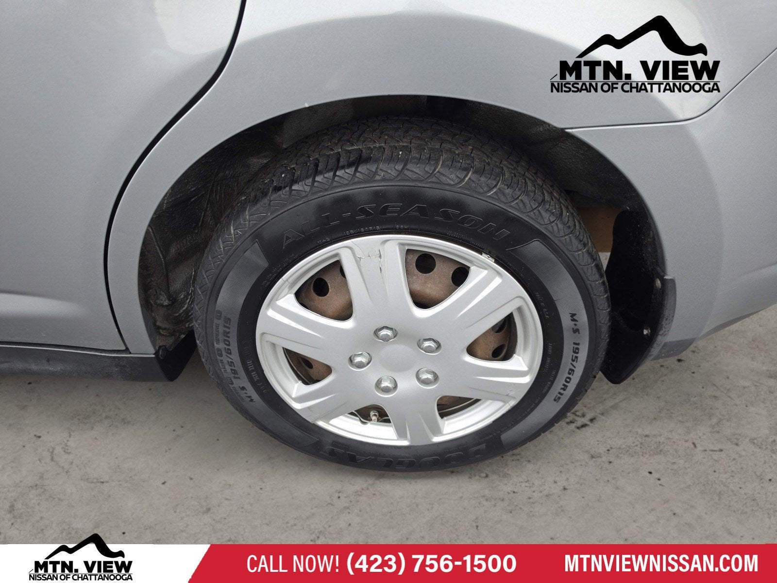 2010 Nissan Versa 1.8 S