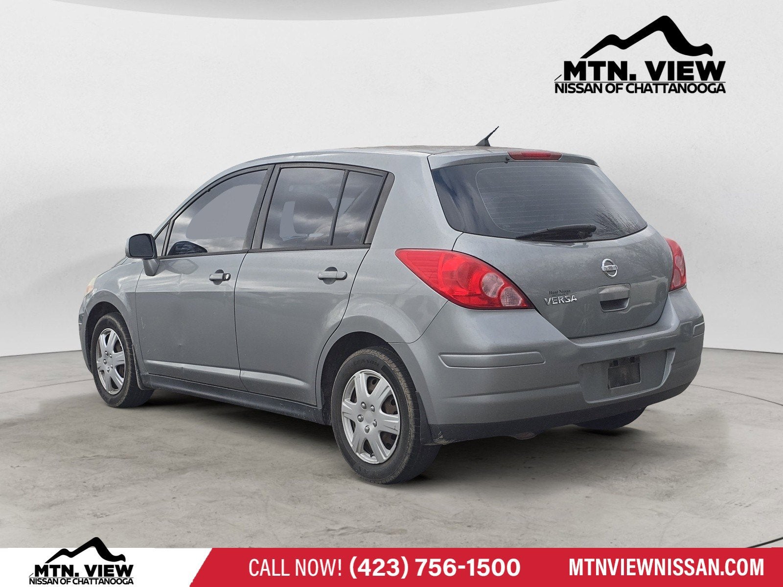 2010 Nissan Versa 1.8 S