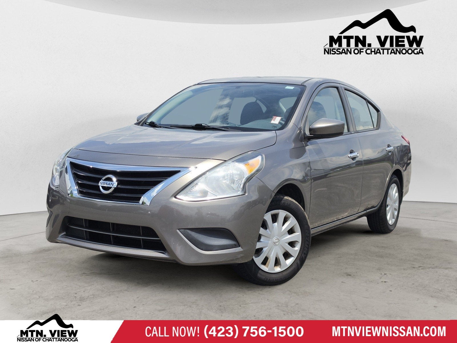 2016 Nissan Versa SV