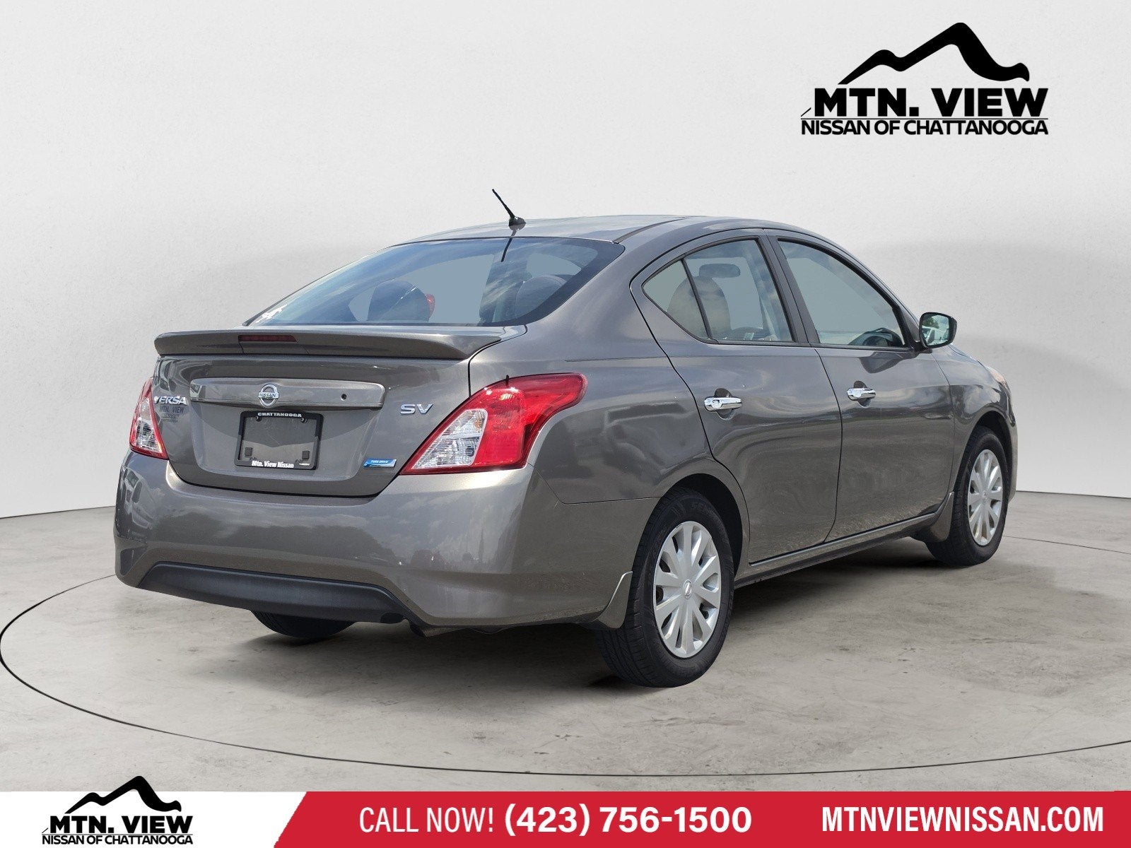 2016 Nissan Versa SV