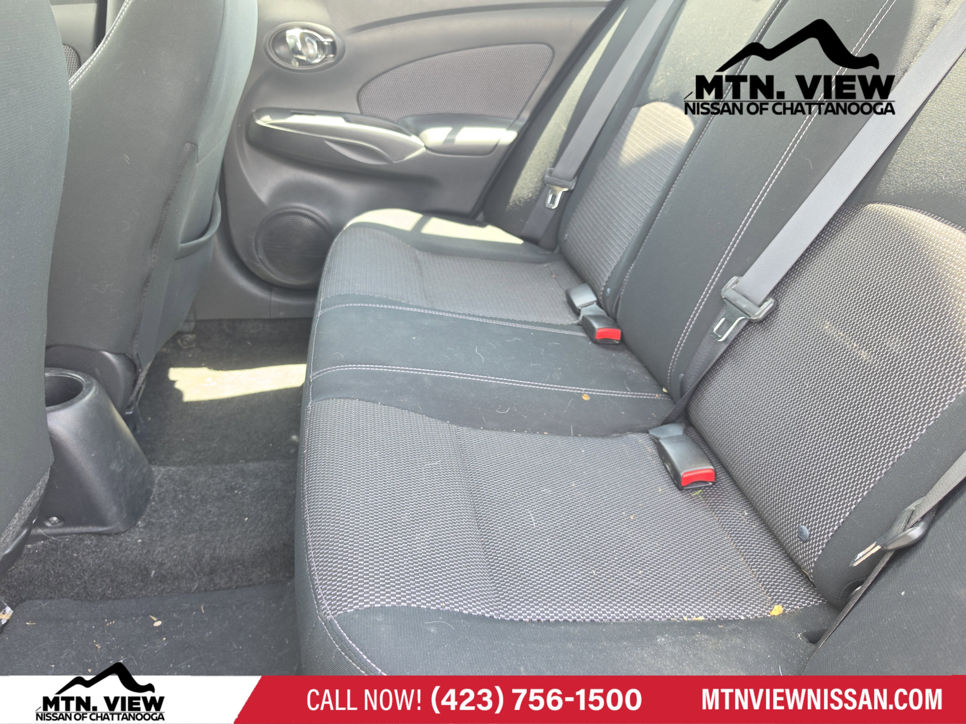 2016 Nissan Versa SV