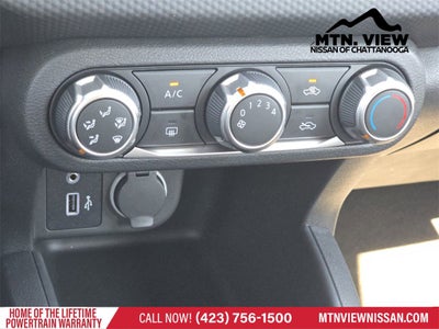 2025 Nissan Kicks Play S