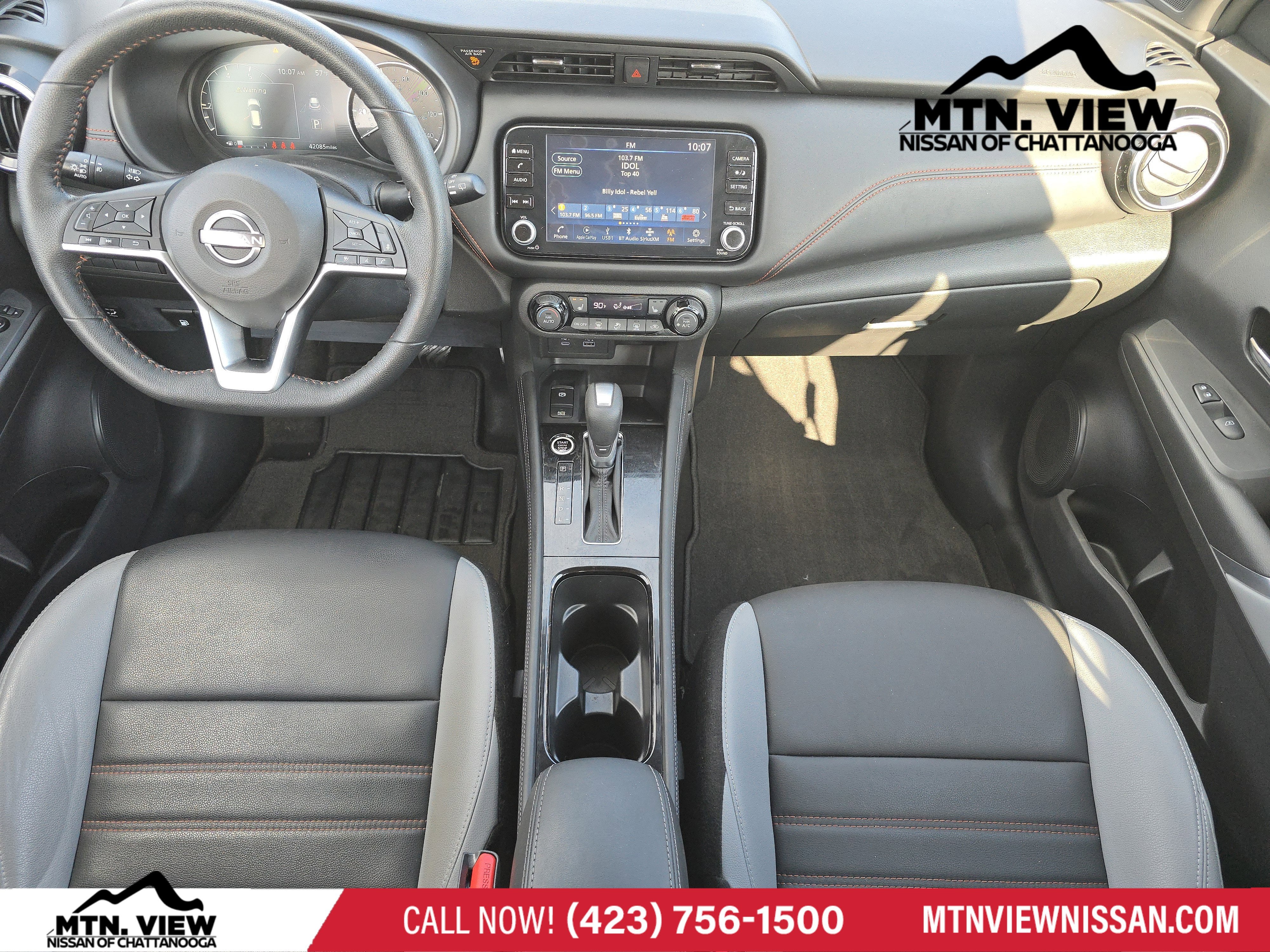 2022 Nissan Kicks SR