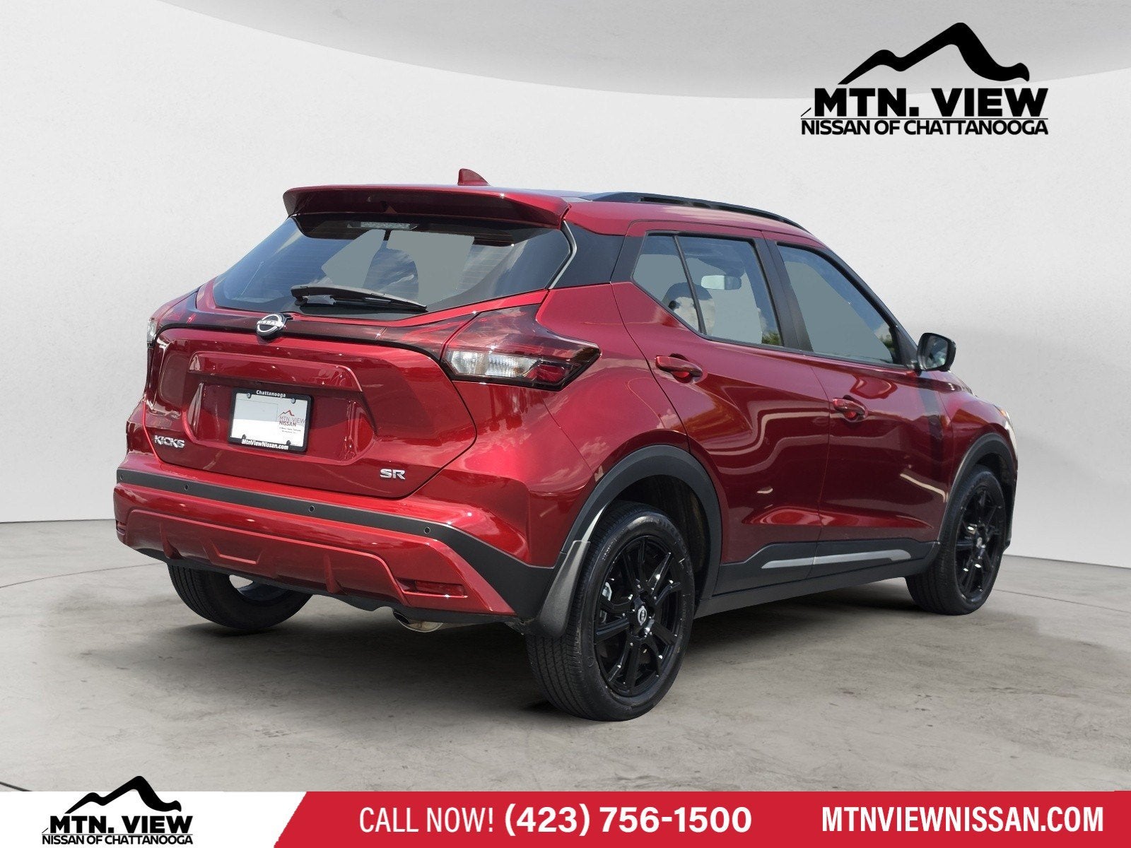 2024 Nissan Kicks SR