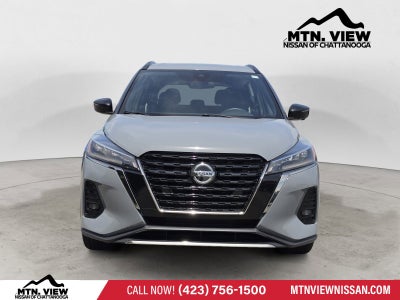 2021 Nissan Kicks SR