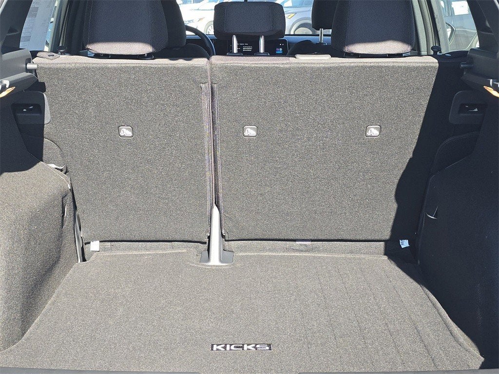 2026 Nissan Kicks S