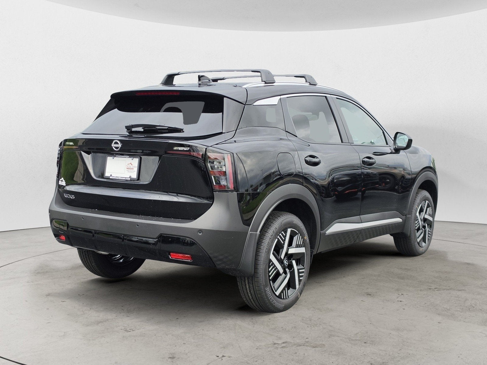 2027 Nissan Kicks SV