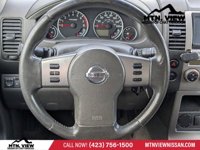 2005 Nissan Pathfinder SE