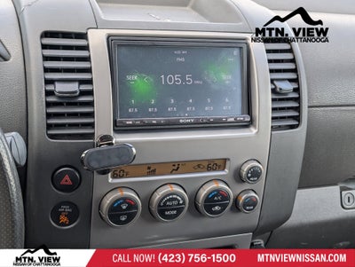 2005 Nissan Pathfinder SE