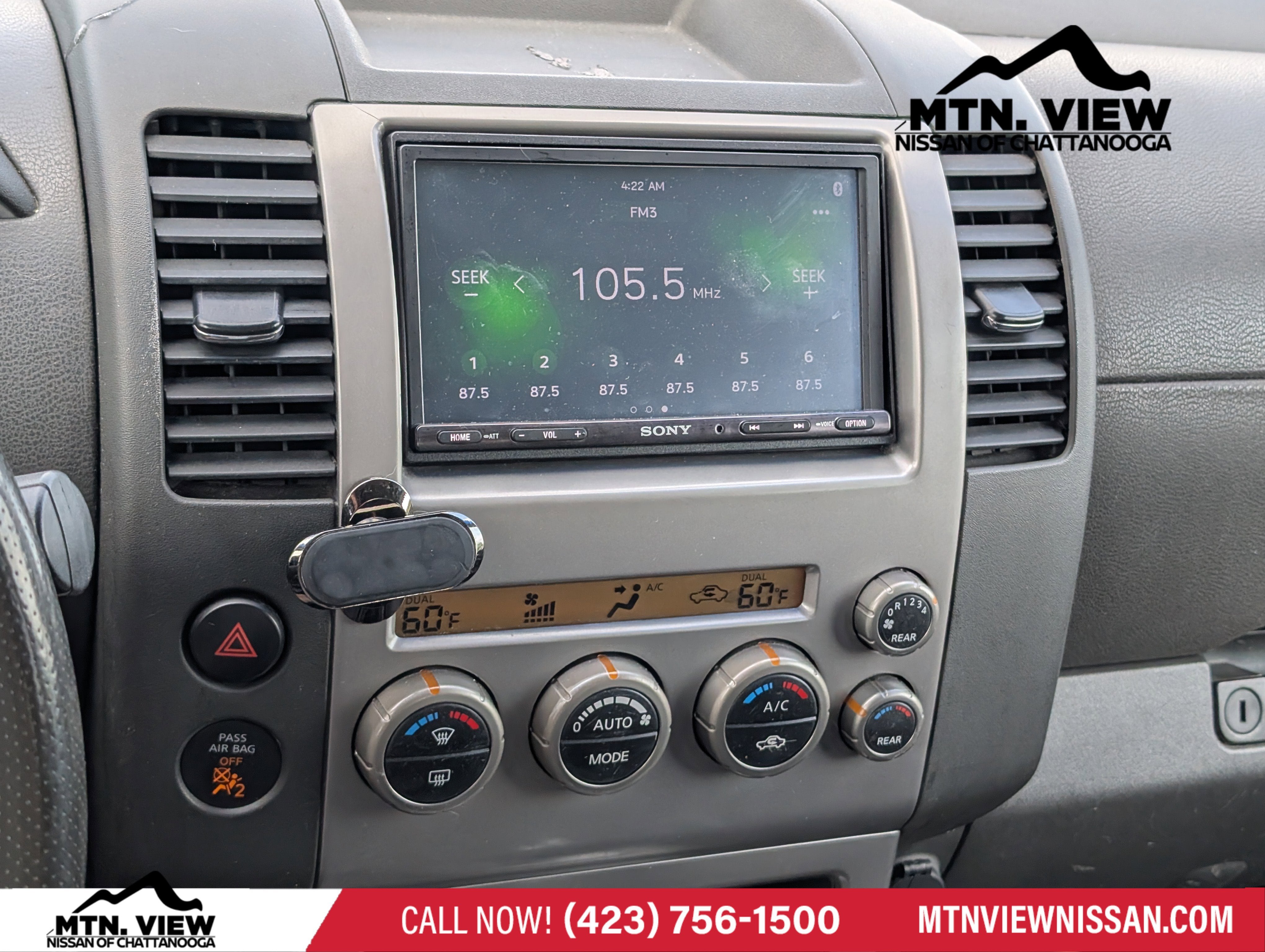 2005 Nissan Pathfinder SE