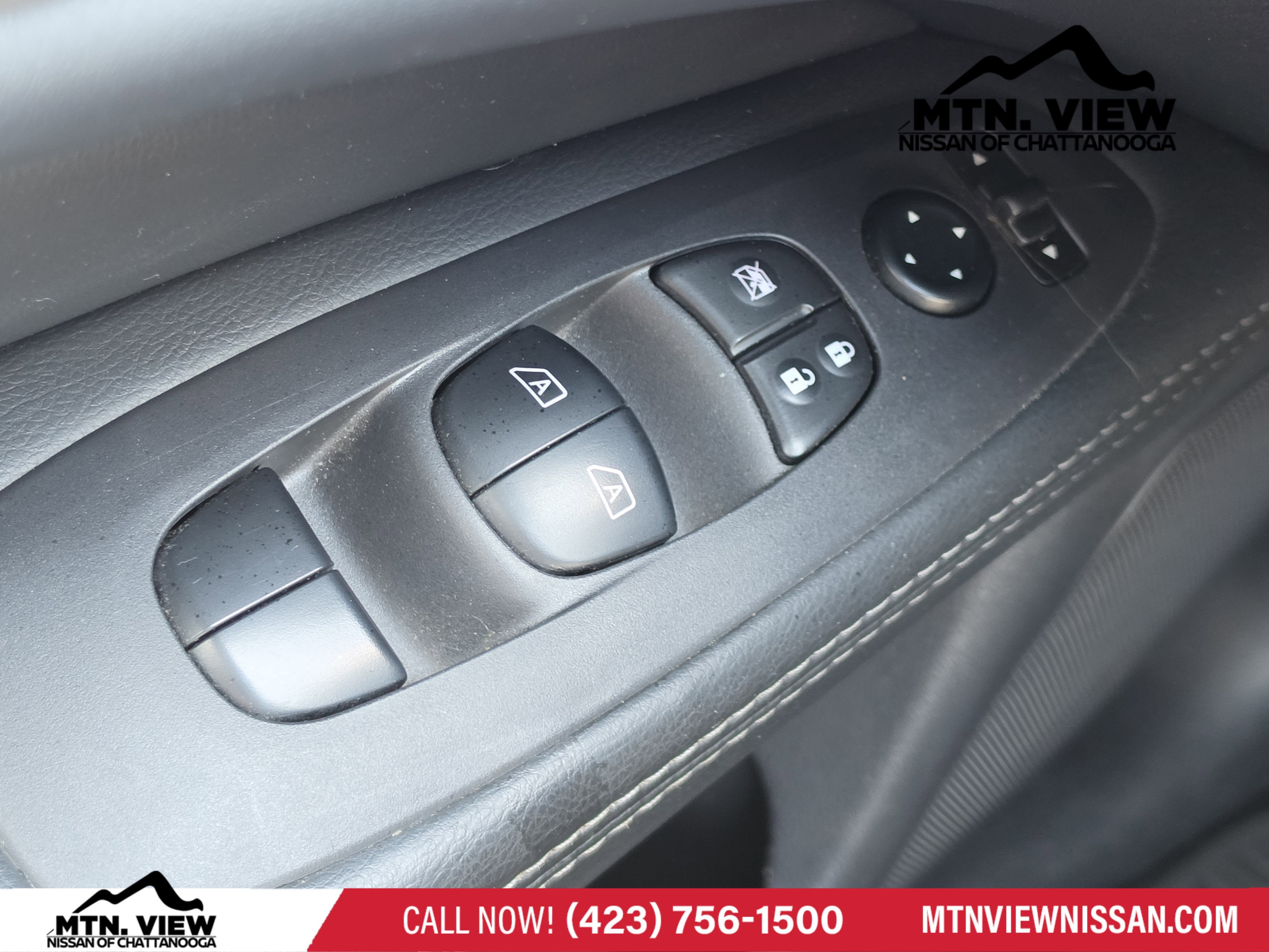 2014 Nissan Pathfinder SL