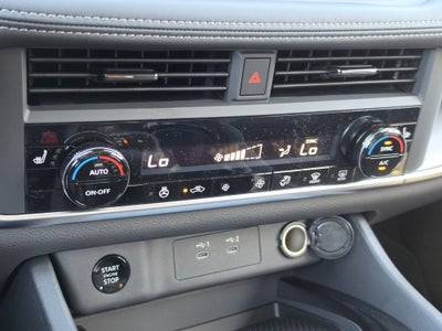 2027 Nissan Rogue SV