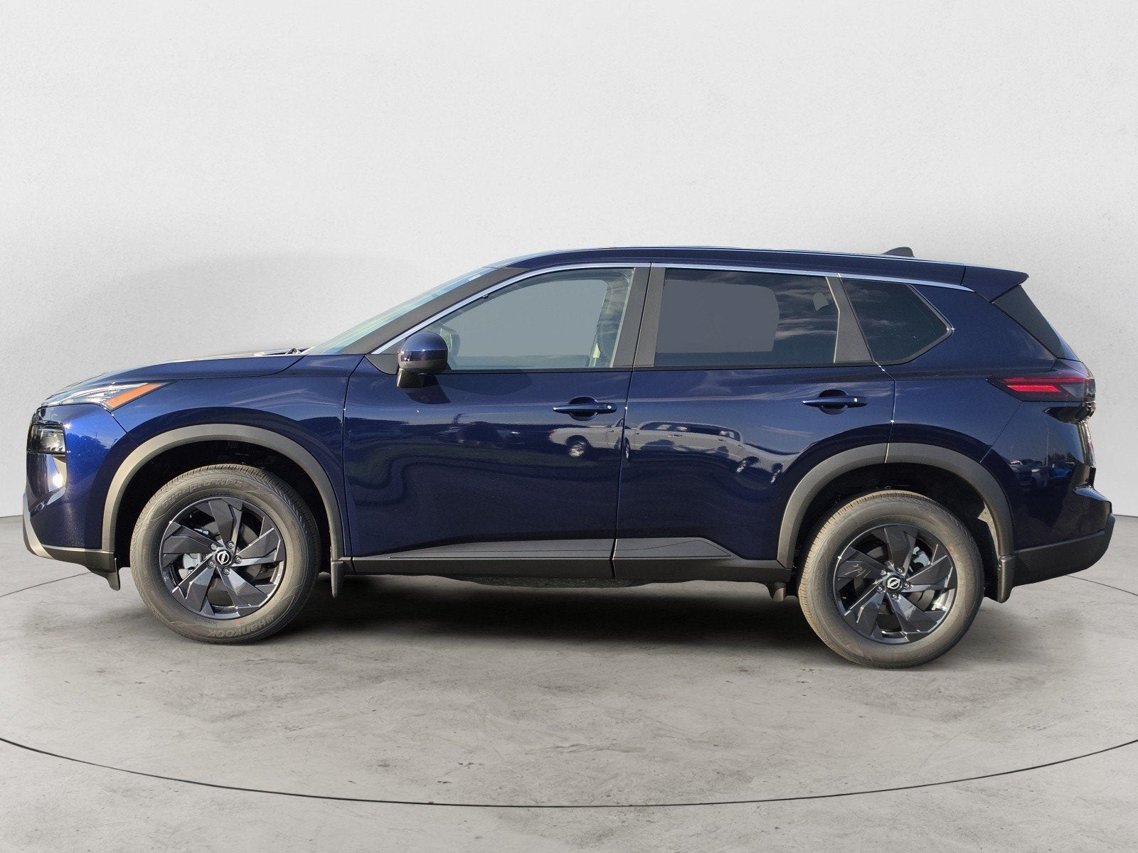 2027 Nissan Rogue SV
