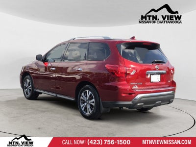 2020 Nissan Pathfinder SV