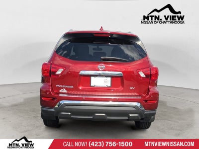 2020 Nissan Pathfinder SV