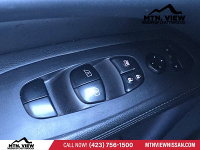 2020 Nissan Pathfinder SL