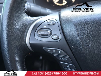 2020 Nissan Pathfinder SL