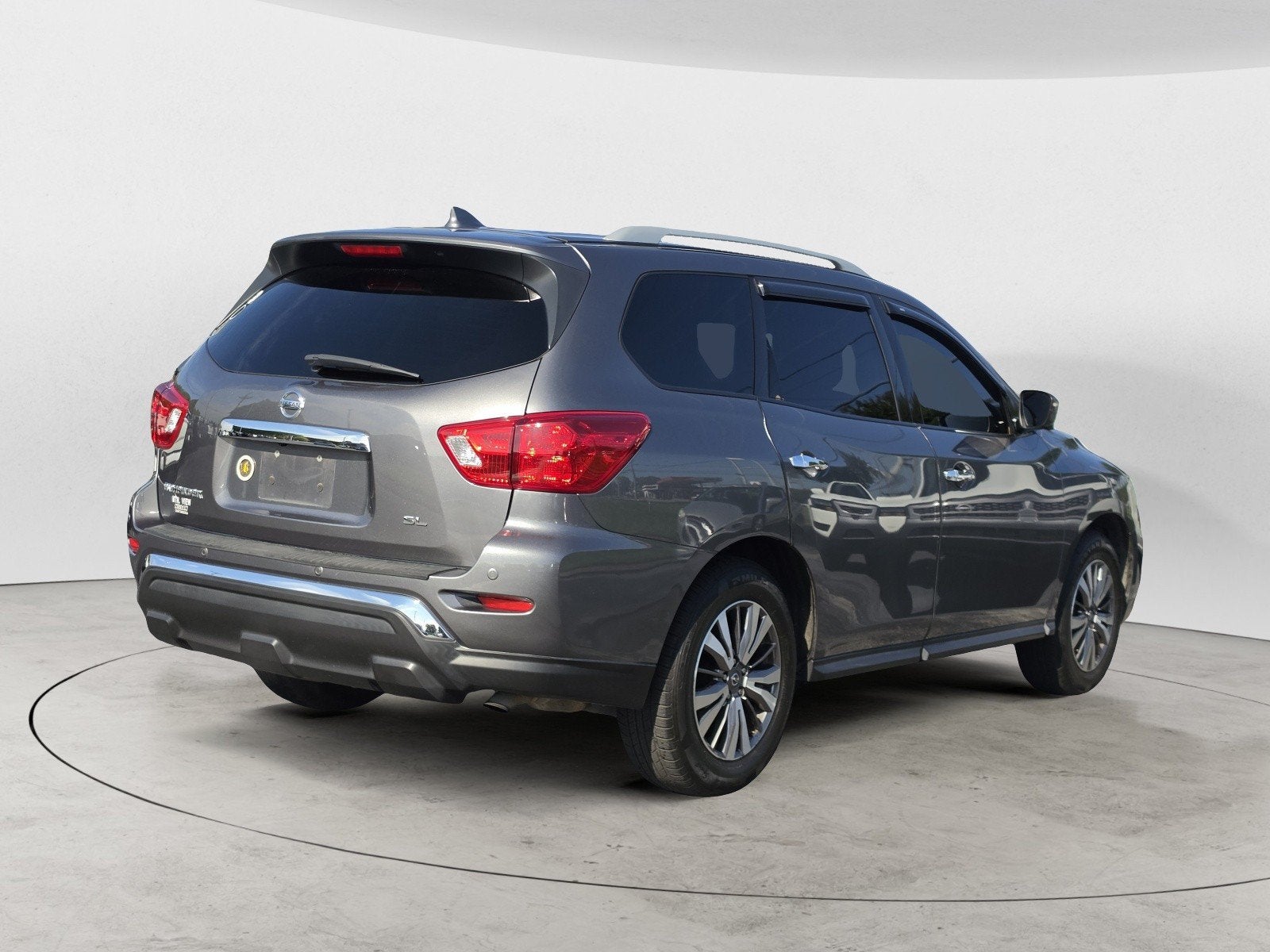2019 Nissan Pathfinder SL