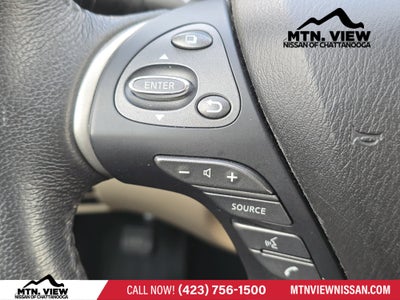 2018 Nissan Pathfinder SV