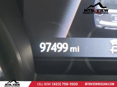 2018 Nissan Pathfinder SV