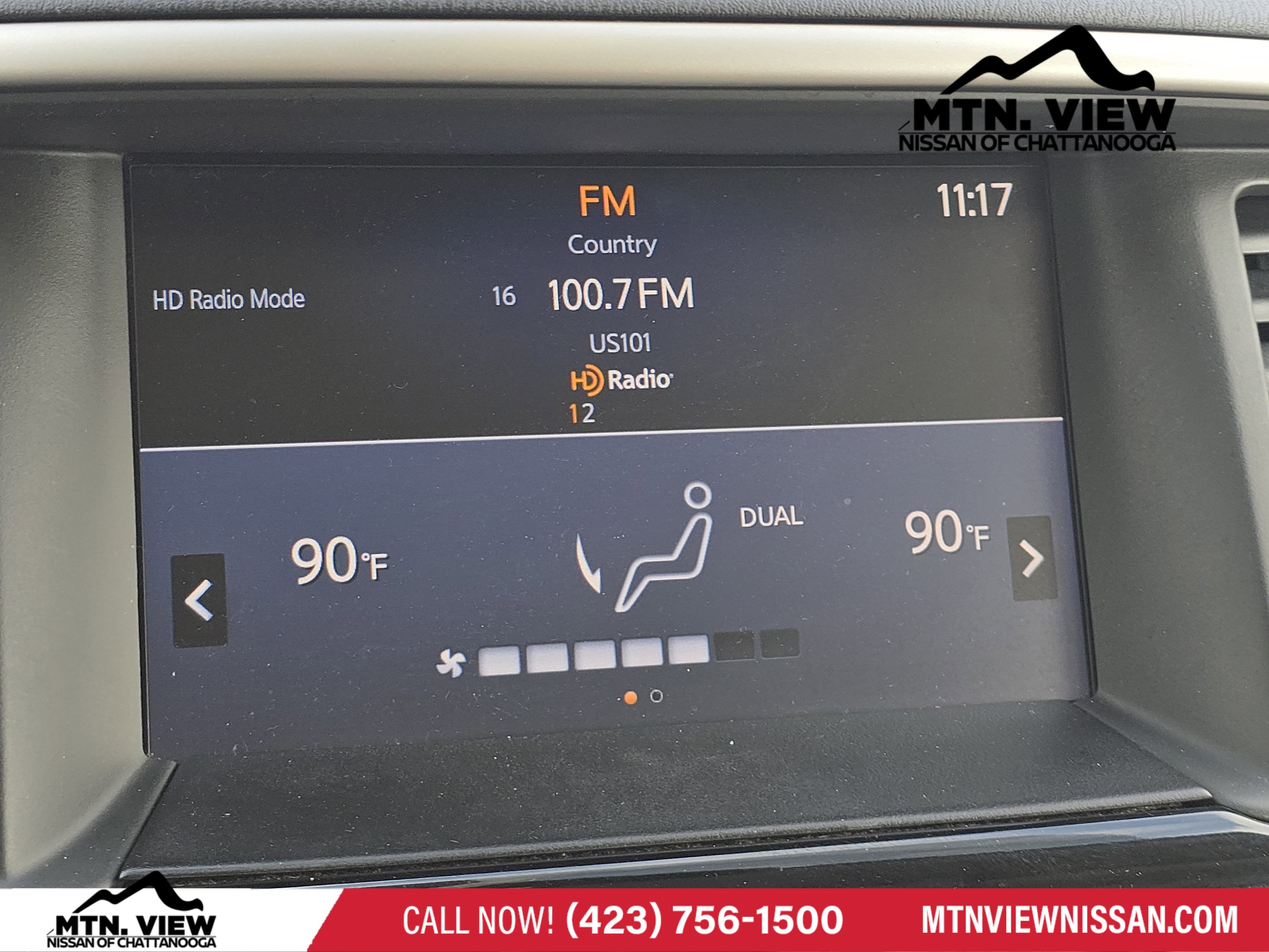 2018 Nissan Pathfinder SV