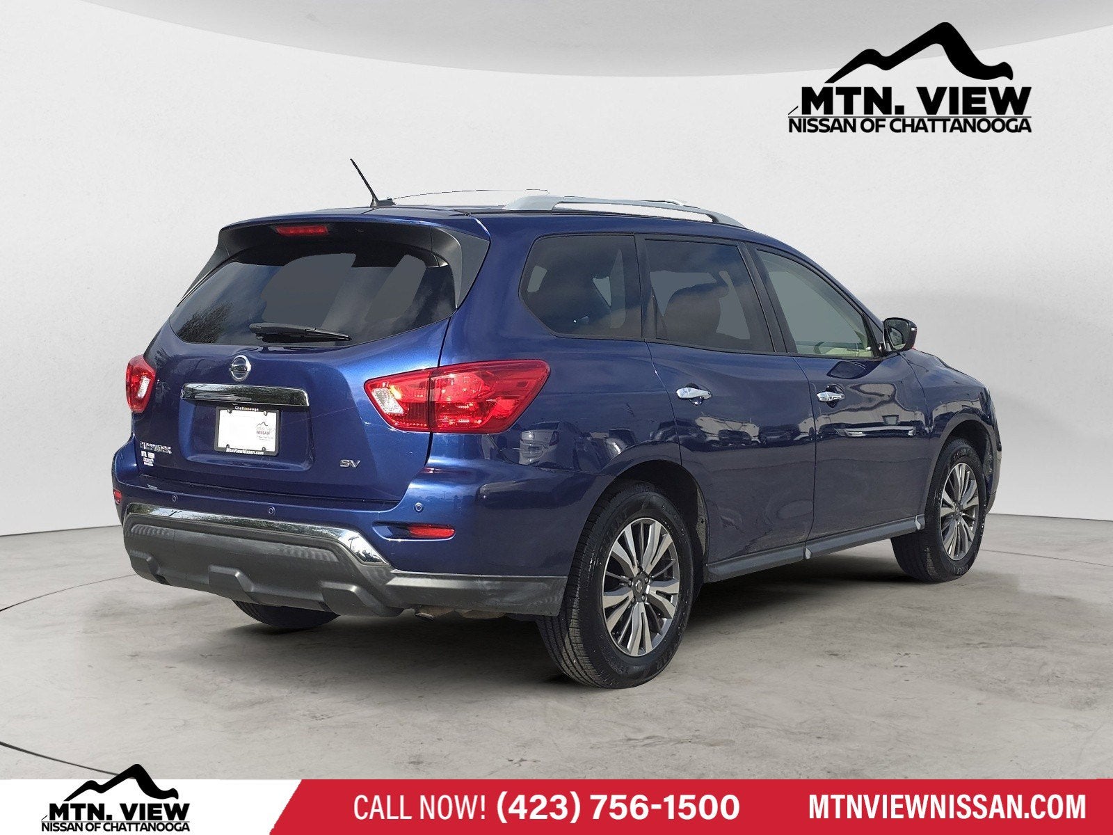 2018 Nissan Pathfinder SV