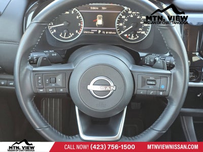 2025 Nissan Pathfinder SV