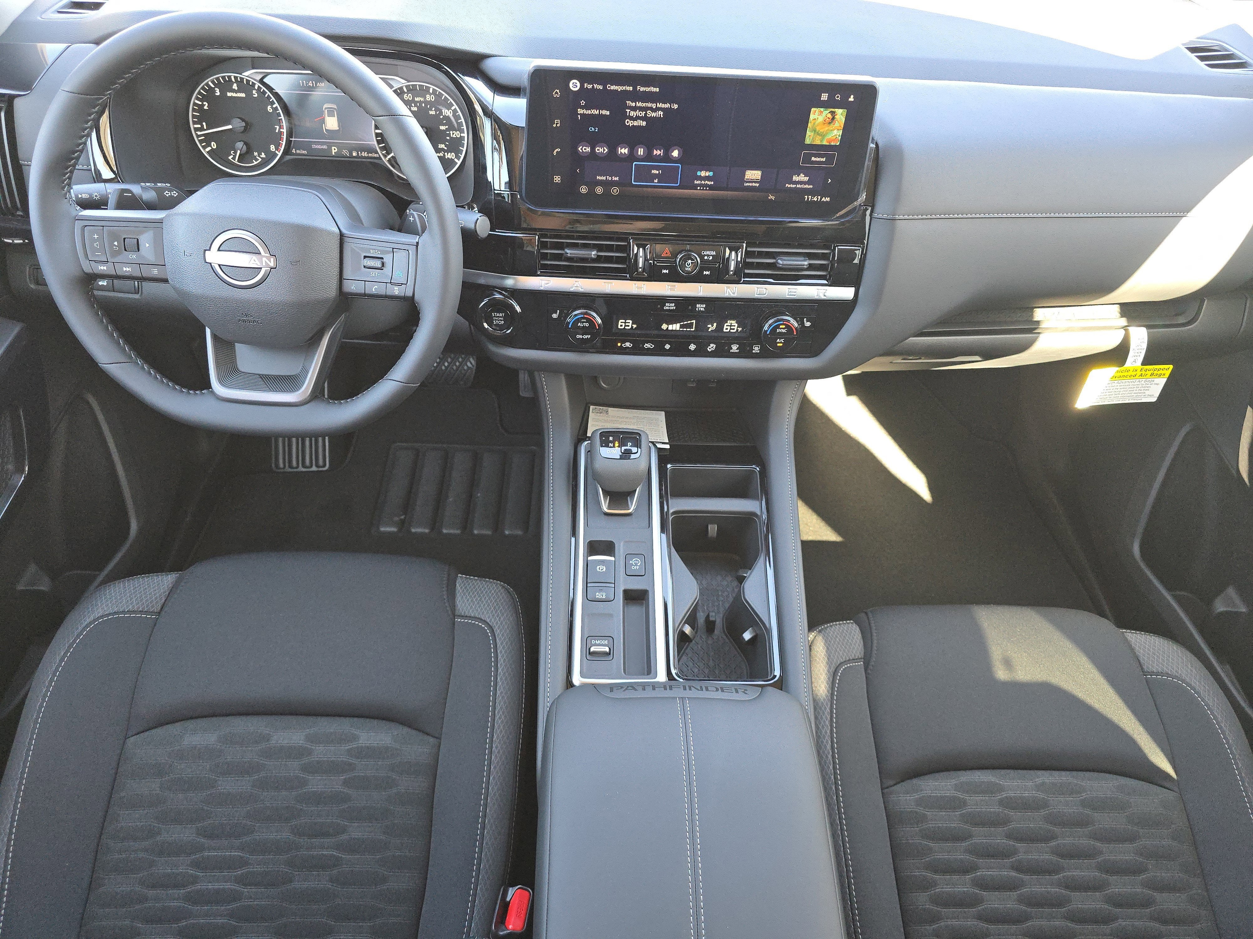 2026 Nissan Pathfinder SV