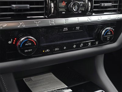 2026 Nissan Pathfinder SV