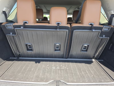 2025 Nissan Pathfinder Platinum