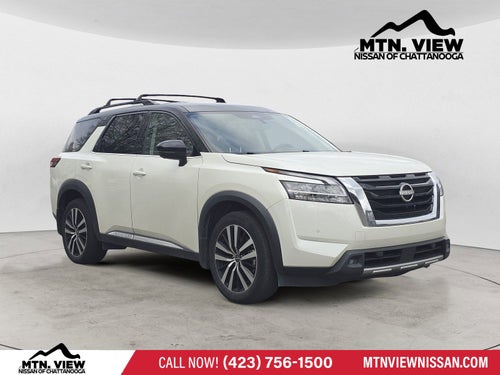2023 Nissan Pathfinder Platinum