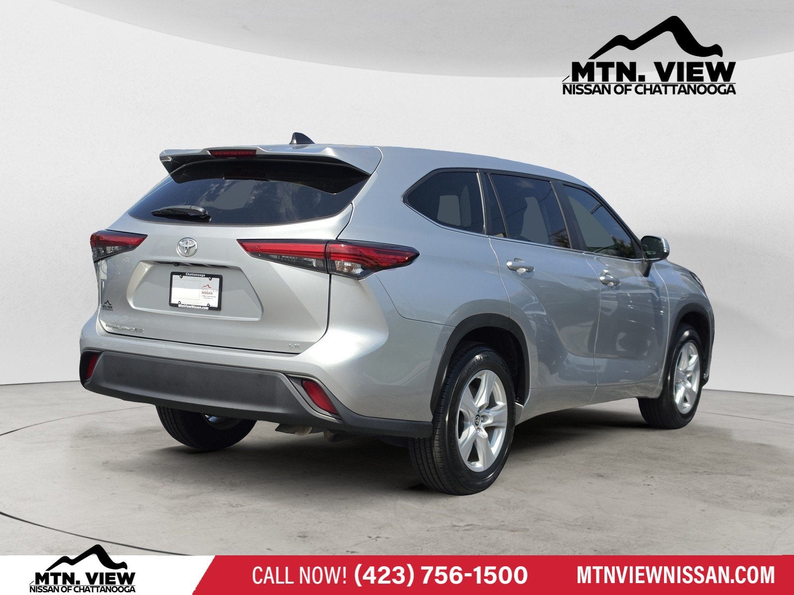 2023 Toyota Highlander LE