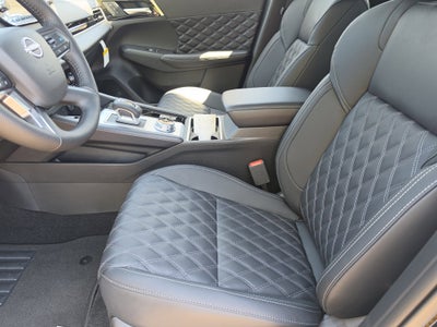 2026 Nissan Rogue Plug-In Hybrid Platinum