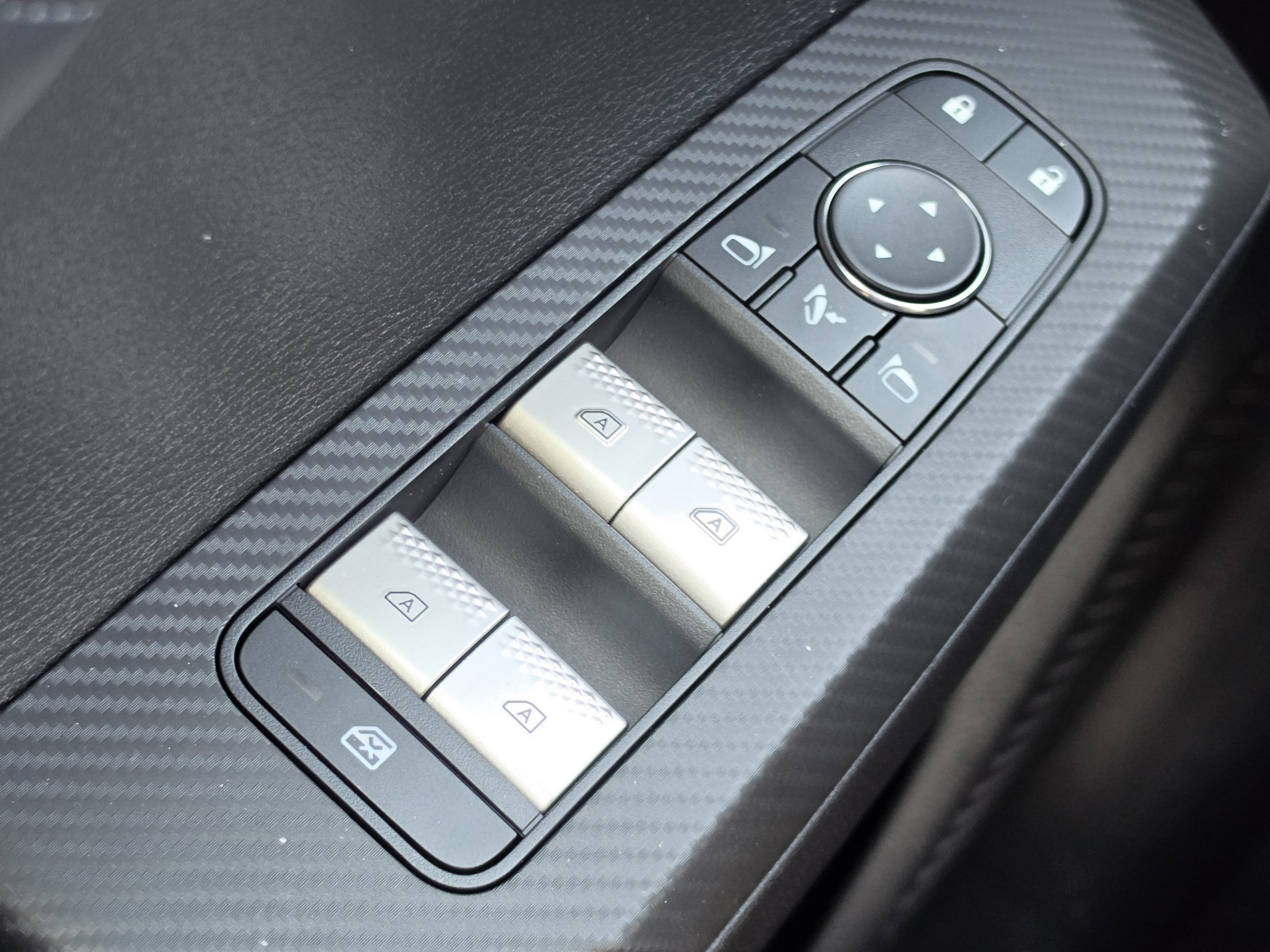 2026 Nissan Rogue Plug-In Hybrid Platinum