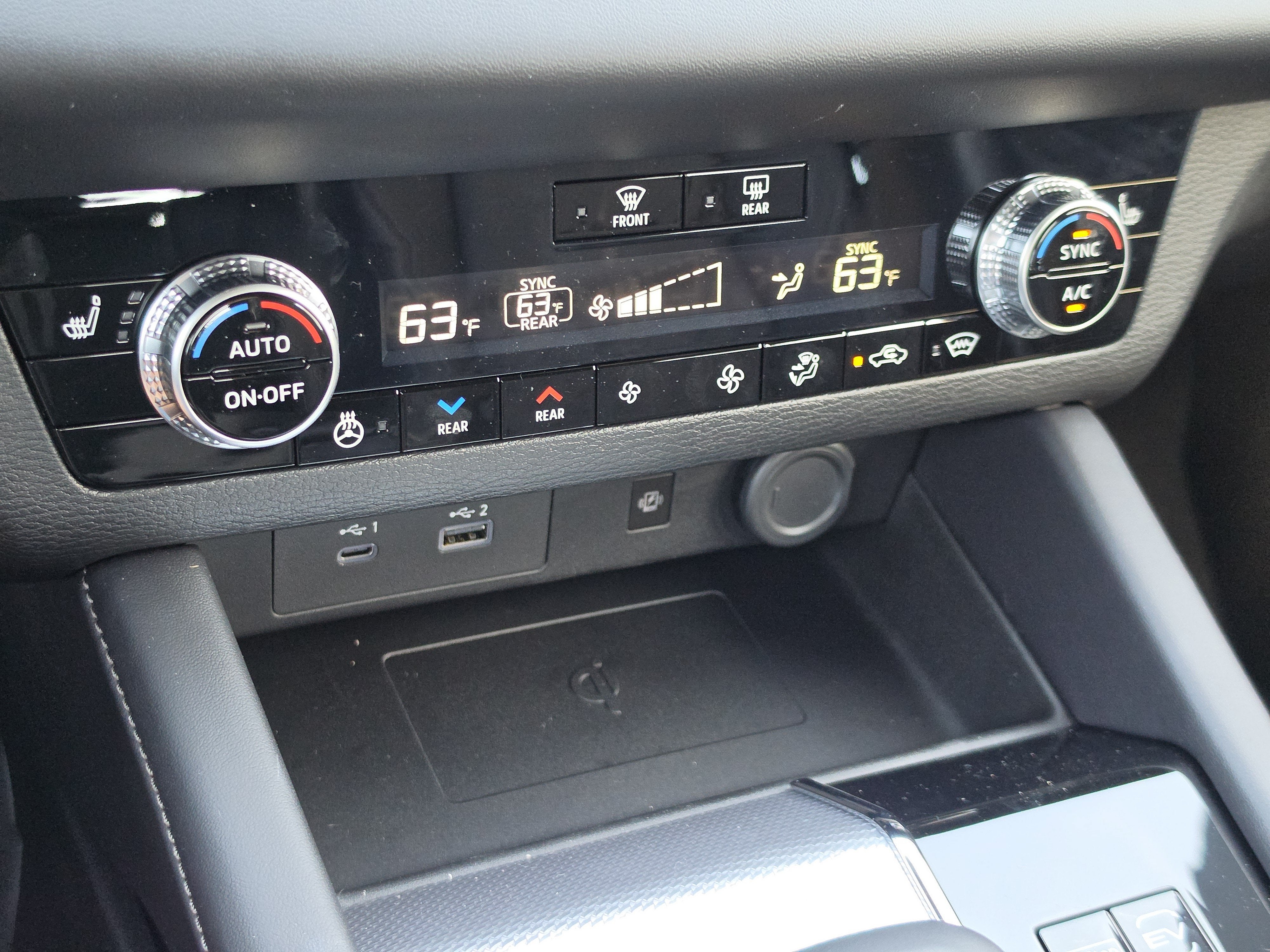 2026 Nissan Rogue Plug-In Hybrid Platinum