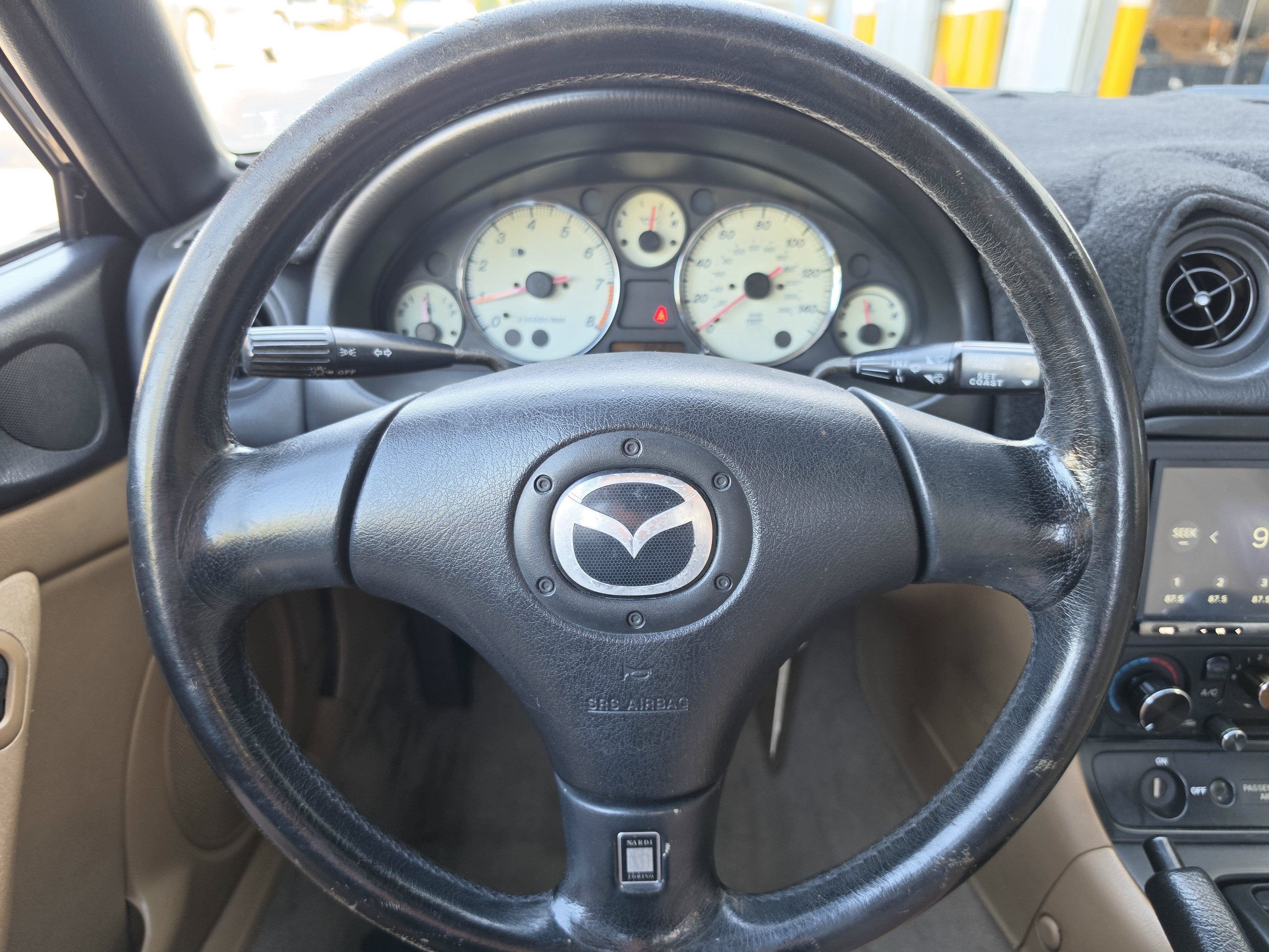 2001 Mazda Mazda MX-5 Miata LS