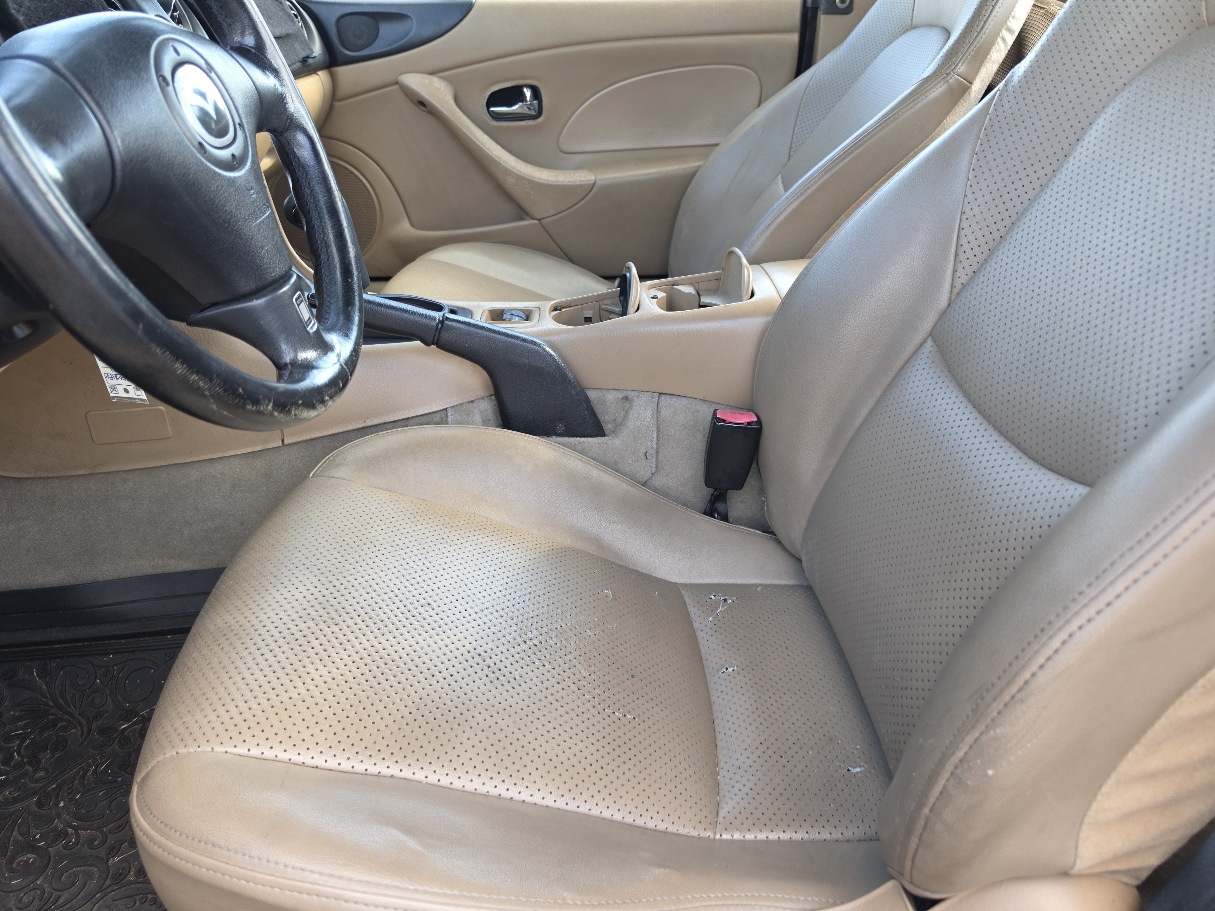 2001 Mazda Mazda MX-5 Miata Base