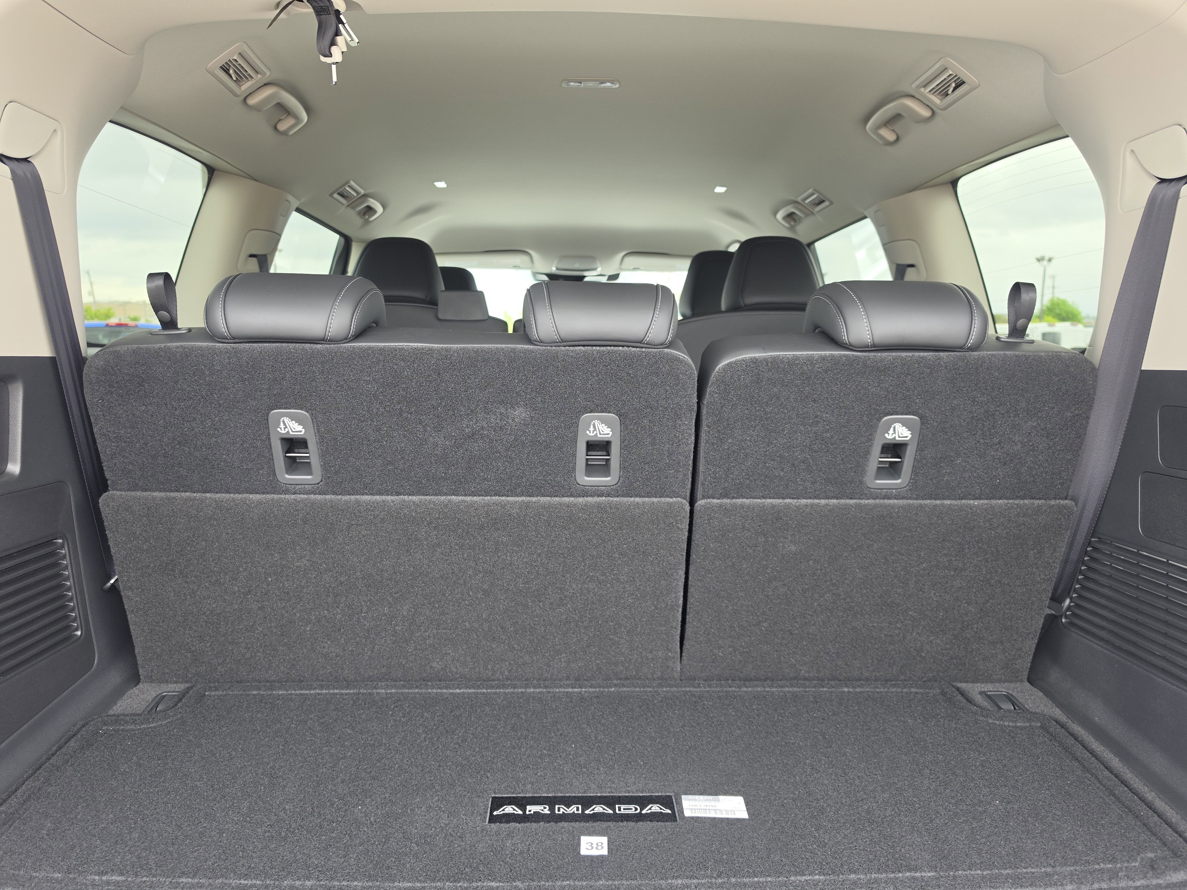 2026 Nissan Armada SV