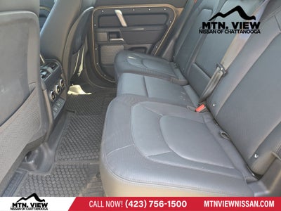 2024 Land Rover Defender X-Dynamic SE