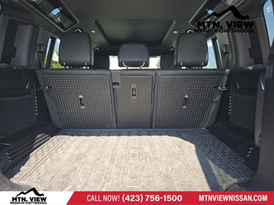 2024 Land Rover Defender X-Dynamic SE