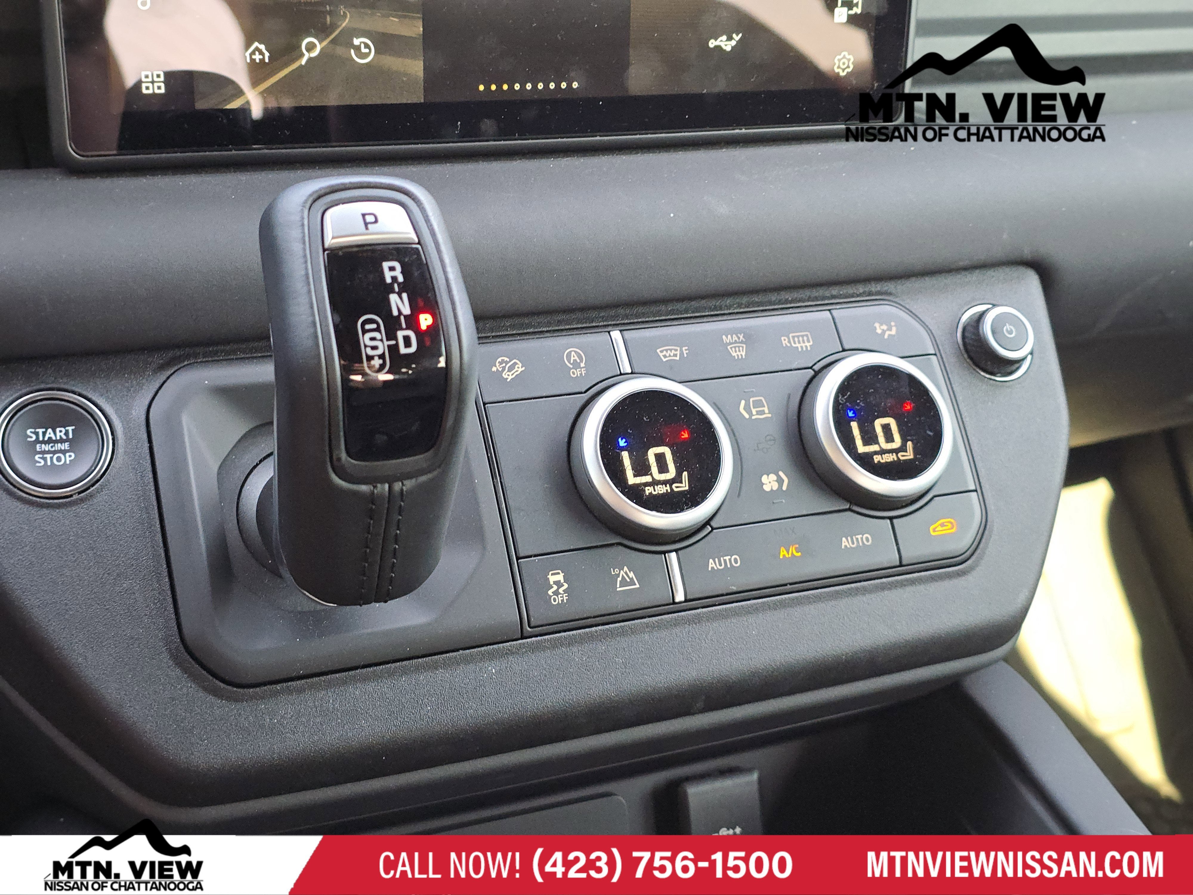 2024 Land Rover Defender X-Dynamic SE