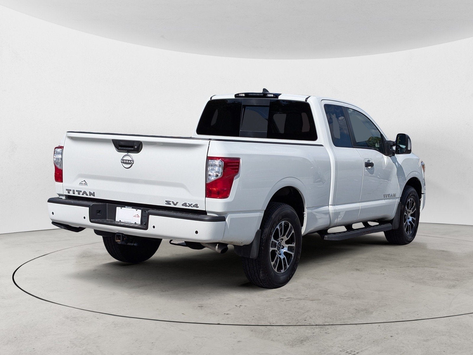 2024 Nissan Titan SV