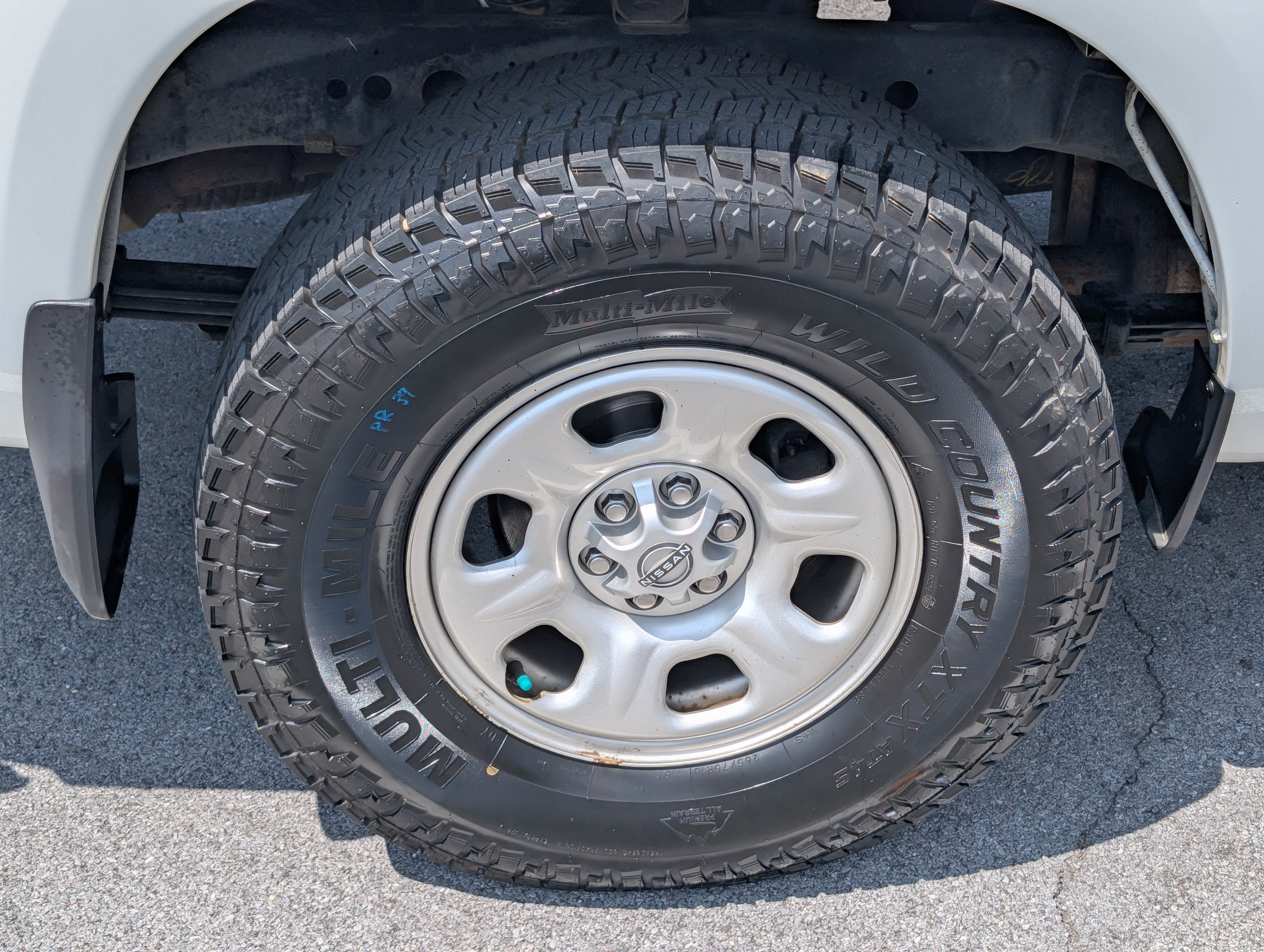 2022 Nissan Frontier S