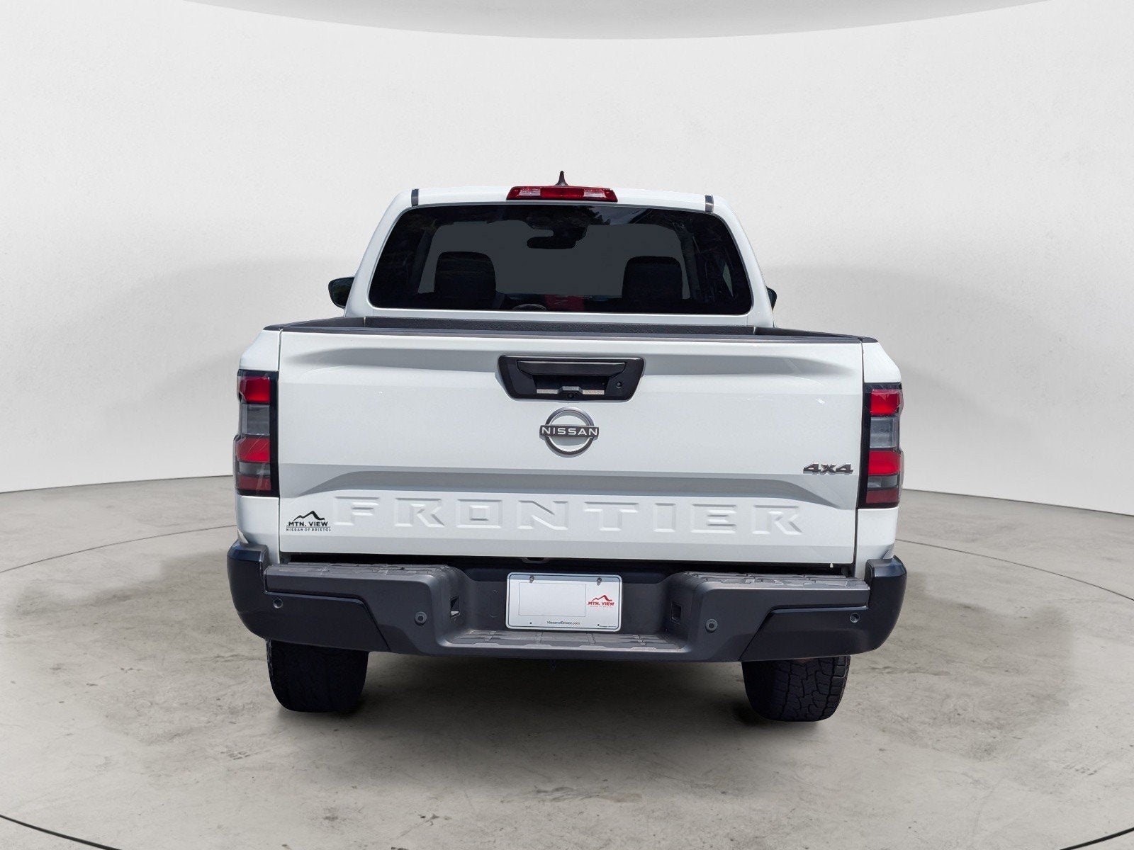 2022 Nissan Frontier S