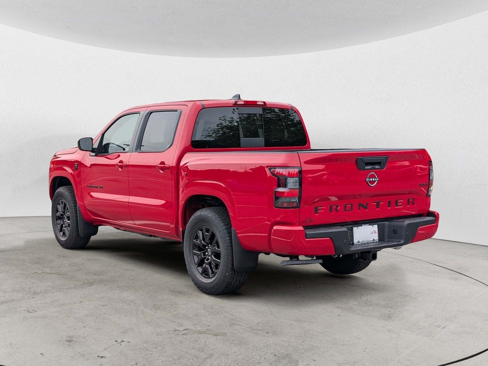 2027 Nissan Frontier SV