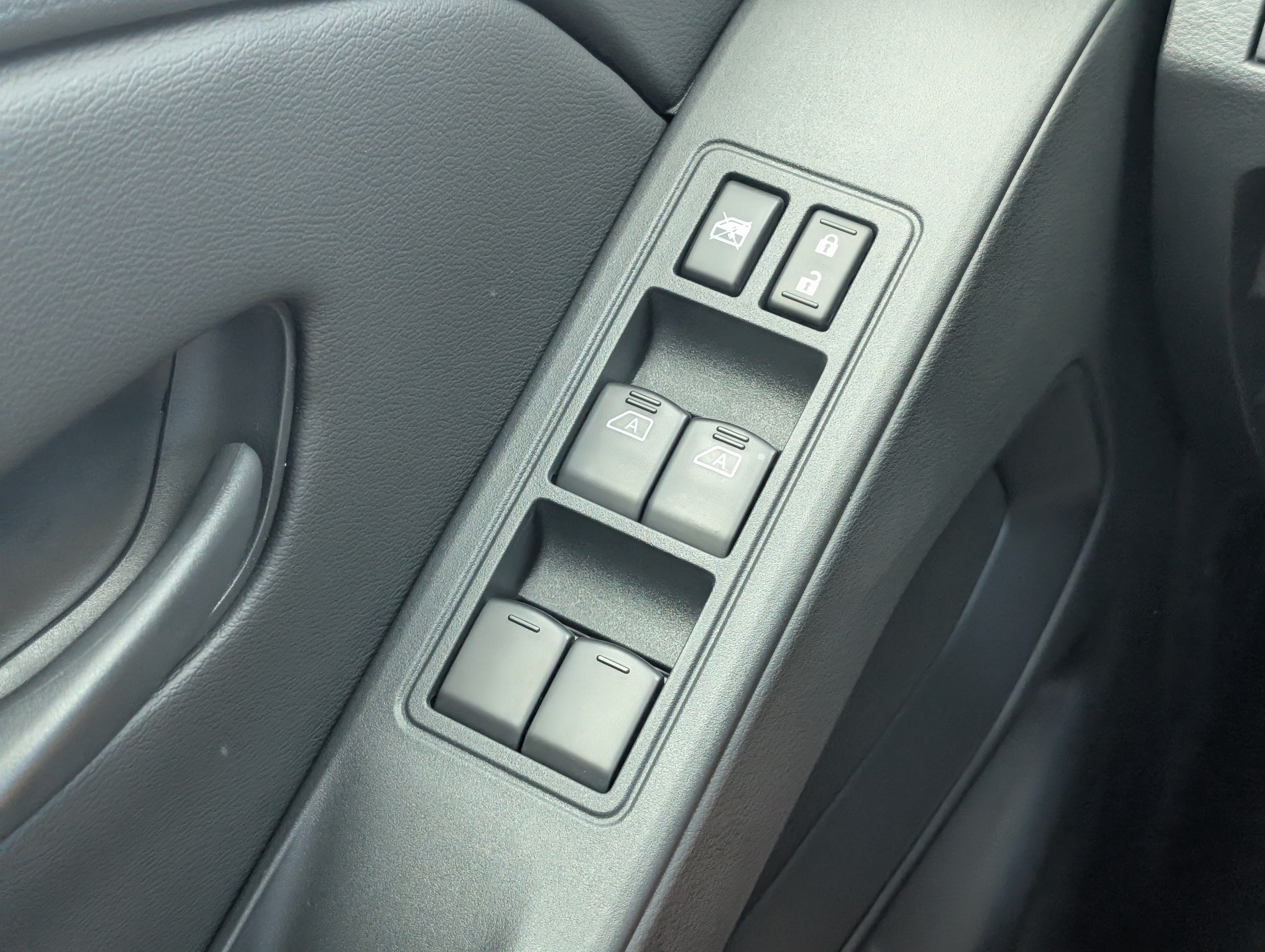 2027 Nissan Frontier Crew Cab S