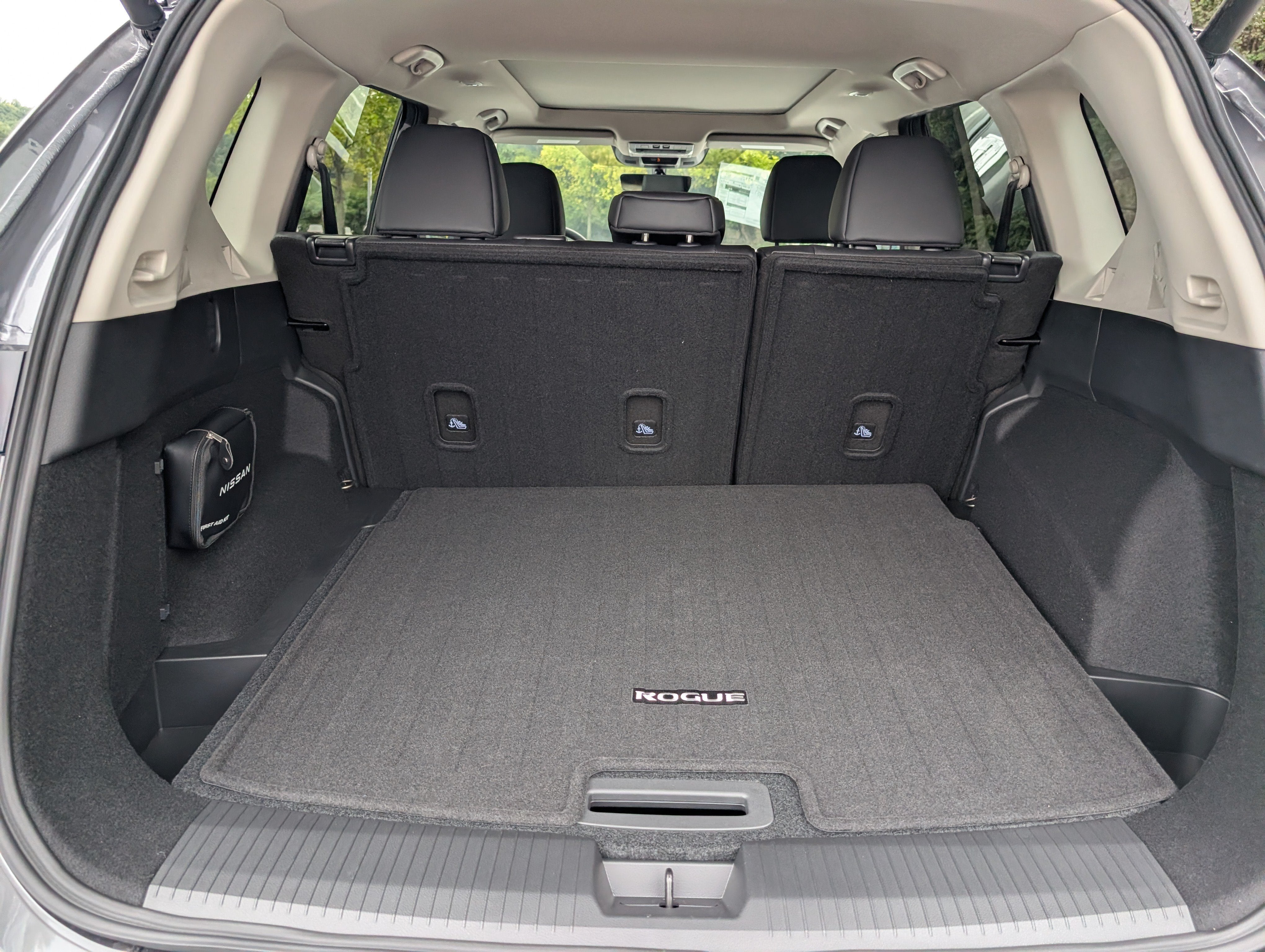 2026 Nissan Rogue Dark Armor™