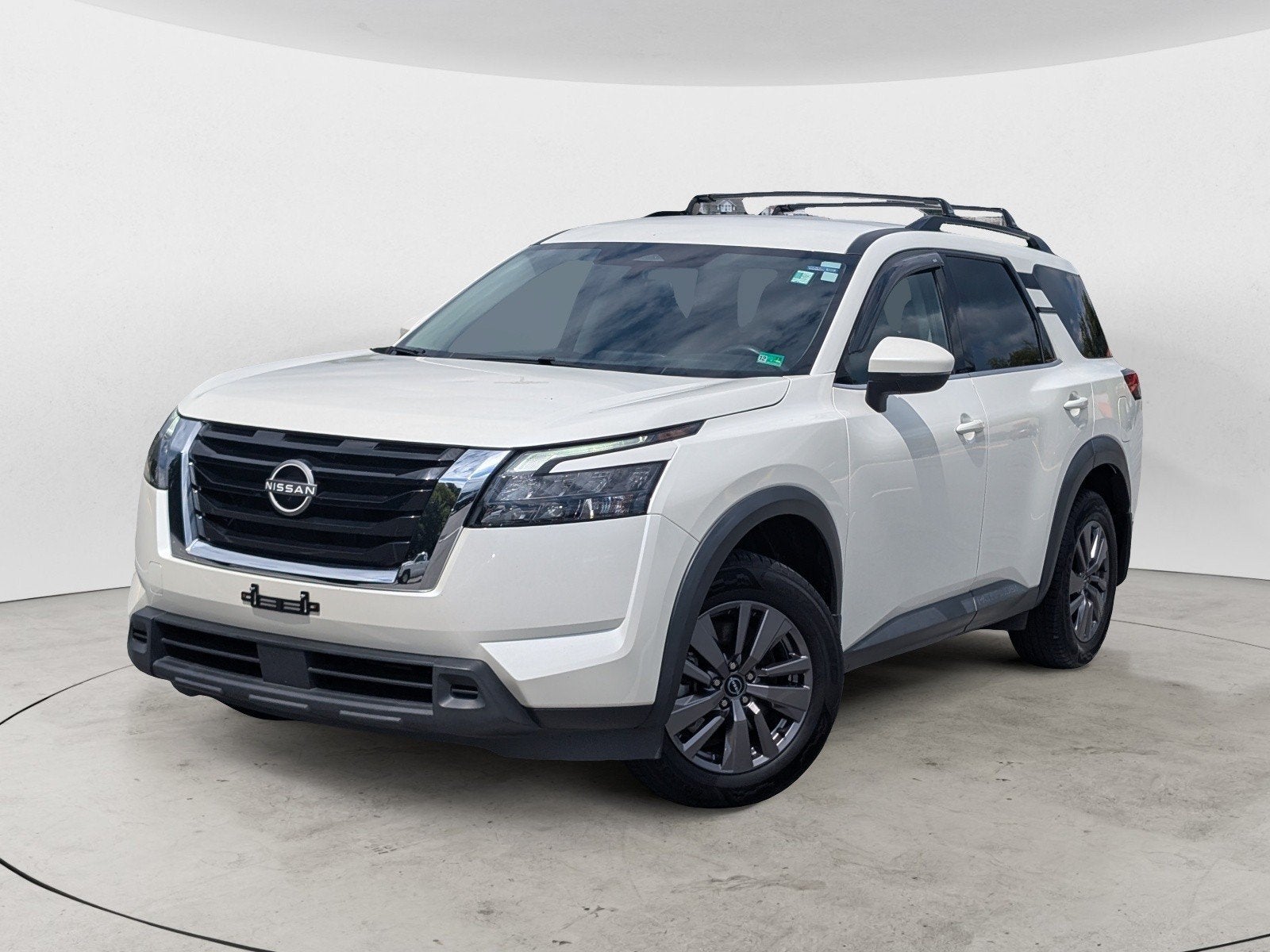 2023 Nissan Pathfinder SV